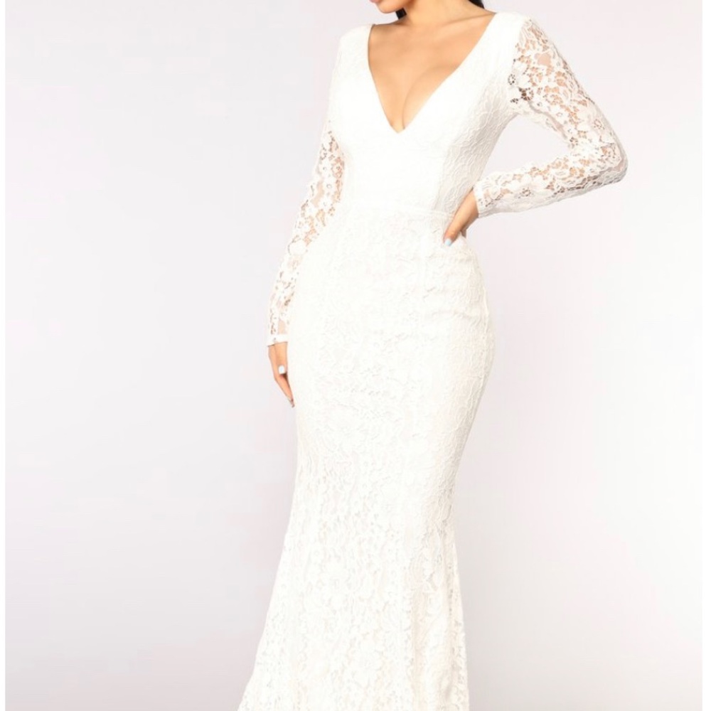 V neck lace wedding dress